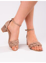 Beige women's sandals on the post Shelvt