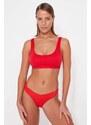 Trendyol Red Bralette Texturovaný horní díl bikin