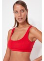 Trendyol Red Bralette Texturovaný horní díl bikin