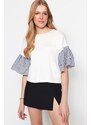 Trendyol White Poplin Detail Relaxed/Wide Comfortable Cut Crewneck Knitted Blouse