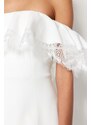 Trendyol Ecru vypasované lemované tkané volánkové svatební večerní šaty