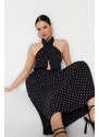 Trendyol Černé Tkané šaty S Ohlávkou Puntíky Trendyol Black Waistted A-Line Maxi Woven Halter Polka Dot