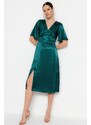 Trendyol zelené Plain Fit Midi tkané saténové V-výstřih s rozparkem tkané šaty