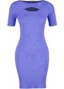 Trendyol fialové mini pletené šaty s oknem / výřezem