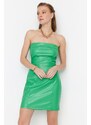 Trendyol zelené večerní šaty z umělé kůže bez ramínek