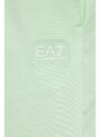 Bavlněné šortky EA7 Emporio Armani zelená barva