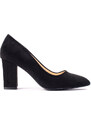 Black women's pumps on the Shelovet post