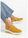 Zapatos Žlutá dámské polobotky na klínku Nalda