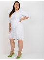 Fashionhunters Bílé elegantní šaty velké velikosti s 3/4 rukávy