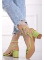 Ideal Světle zelené sandály na hrubém podpatku Nawel