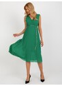 Fashionhunters Tmavě zelené řasené midi šaty s páskem