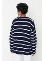 Trendyol Navy Blue Wide Fit pletený svetr