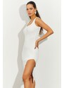 Cool & sexy dámské úplety s bílým rozparkem midi šaty