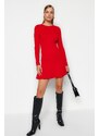 Trendyol červené mini pletené šaty s výstřihem