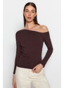 Trendyol Brown Boat Neck Open Shoulder Pleated Fitted/Sticky Cotton Knitted Blouse