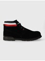 Semišové boty Tommy Hilfiger CORE HILFIGER SUEDE BOOT pánské, černá barva, FM0FM04800