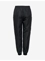Černé dámské šusťákové kalhoty s kapsami ONLY Faduma - Dámské