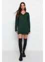 Trendyol zelené super mini pletené šaty s měkkou texturou v výstřihu do V