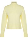 Trendyol Yellow Basic Soft Textured High Neck Sleeve End Štěrbinový pletený svetr