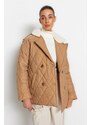 Trendyol béžový oversized plyšový prošívaný kabát s vodoodpudivými detaily,