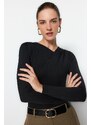 Trendyol Black Collar Detailed Snap Snap Elastic Knitted Bodysuit