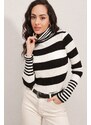 Bigdart 15812 Turtleneck Stripe Sweater - Black