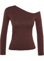 Trendyol Brown Boat Neck Open Shoulder Pleated Fitted/Sticky Cotton Knitted Blouse