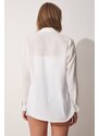 Happiness İstanbul Women's White Oversize Linen Ayrobin Shirt