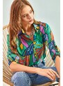 Bianco Lucci Women's Multi Leaf Patterned Viscose Shirt with Fold Sleeves.