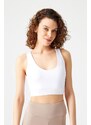 LOS OJOS White Padded Back Detailed Covered Sports Bra