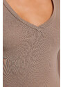 Trendyol Mink Premium Soft Fabric V-Neck Fitted/Slippery Knitted Blouse