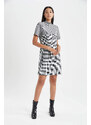 DEFACTO A Cut Half Turtleneck Crowbar Mini Short Sleeve Knitted Dress