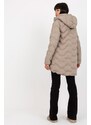MladaModa Zimní péřová bunda s kapucí model 26200 béžová