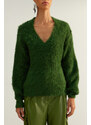 Trendyol Limitovaná edice zeleného pleteného svetru s měkkou texturou a výstřihem do V