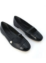 Marjin Women's Banded Pearl Detail Ballet Flats with a scalloped pattern, Black.