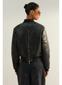 Trendyol Limitovaná edice Černý prémiový oversize kabát z umělé kůže na zip