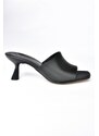 Fox Shoes Women's Black Thin Heeled Slippers