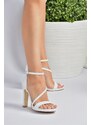 Fox Shoes White Women's Thick Heeled Shoes