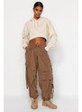 Trendyol hnědé teplákové džíny s vysokým pasem a cargo kapsou