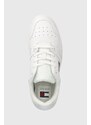 Kožené sneakers boty Tommy Jeans TJM RETRO BASKET ESS bílá barva, EM0EM01395