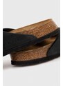 Nubukové pantofle Birkenstock Arizona černá barva