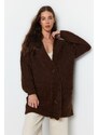 Trendyol hnědý široký střih z měkkého texturovaného pleteného svetru