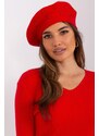 MladaModa Dámská čepice baret s aplikací model 31826 červená