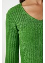 Happiness İstanbul Women's Light Green V-Neck Corduroy Basic Blouse