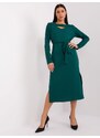 Fashionhunters Tmavě zelené žebrované koktejlové šaty