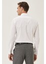 ALTINYILDIZ CLASSICS Men's White Easy-to-Iron Slim Fit Slim Fit Classic Collar Cotton Shirt.