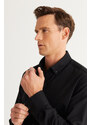 ALTINYILDIZ CLASSICS Men's Black Slim Fit Slim Fit Buttoned Collar Cotton Gabardine Shirt.