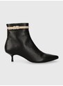 Kožené kotníkové boty Tommy Hilfiger LEATHER POINTED BOOT dámské, černá barva, na podpatku, FW0FW07680