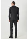 ALTINYILDIZ CLASSICS Men's Black Slim Fit Slim Fit Monocollar Patterned Vest Tuxedo Suit.