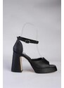 Fox Shoes Women's Black Heeled Shoes